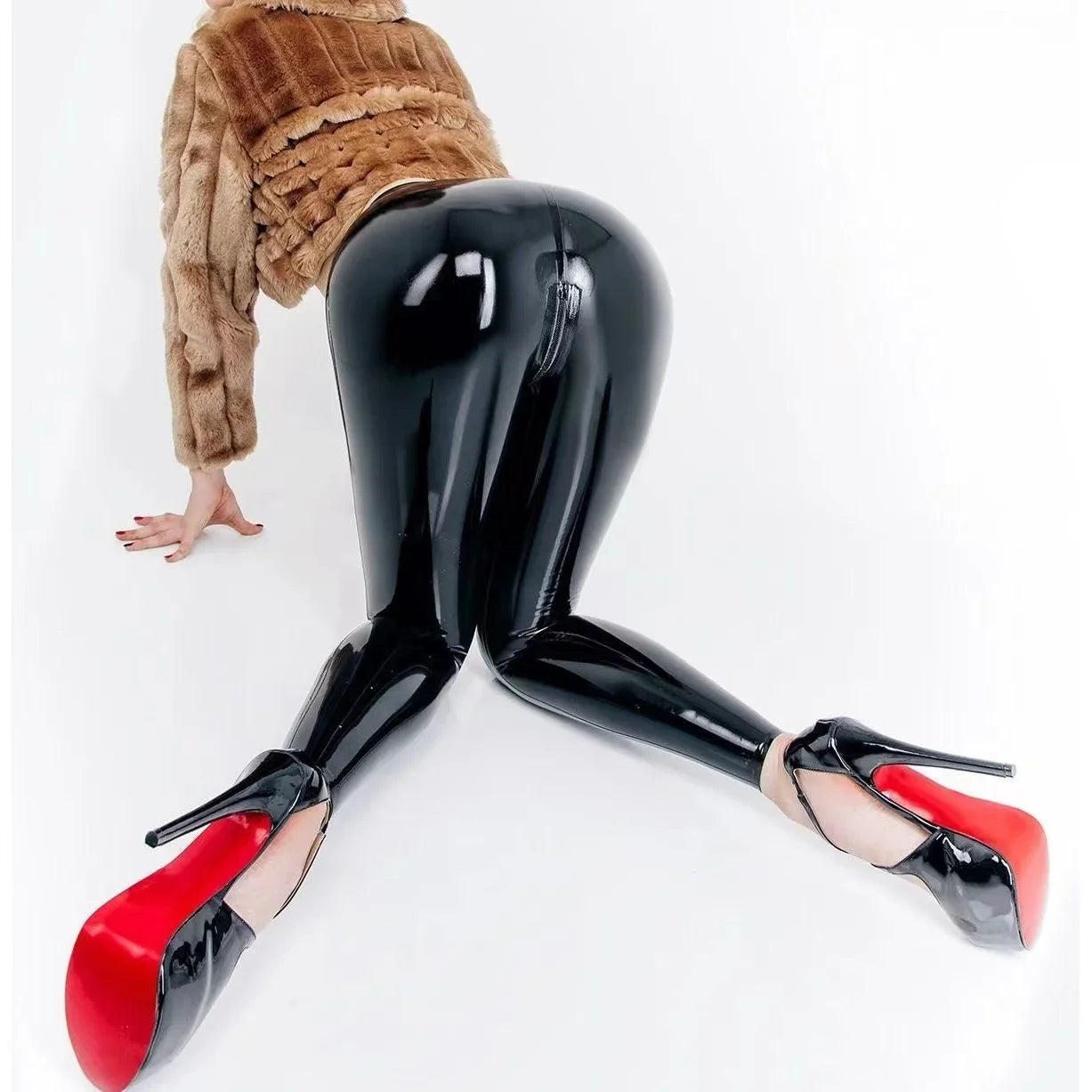 BLACK LATEX LEGGINGS WITH FRONT ZIPPER